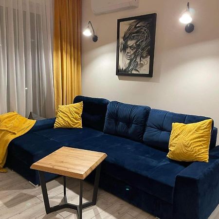 Livra Apartaments III โปเบียโรโว ภายนอก รูปภาพ